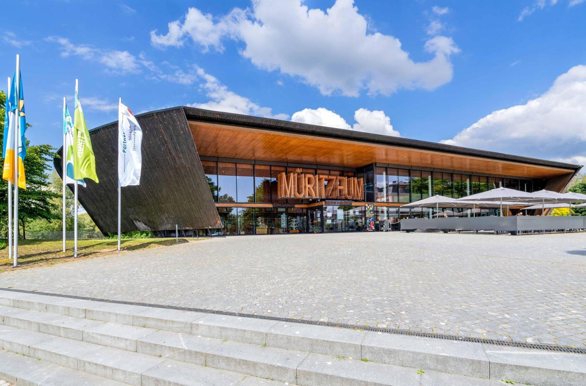 Ferienwohnungen Am Mueritzer Hafen Waren  Extérieur photo