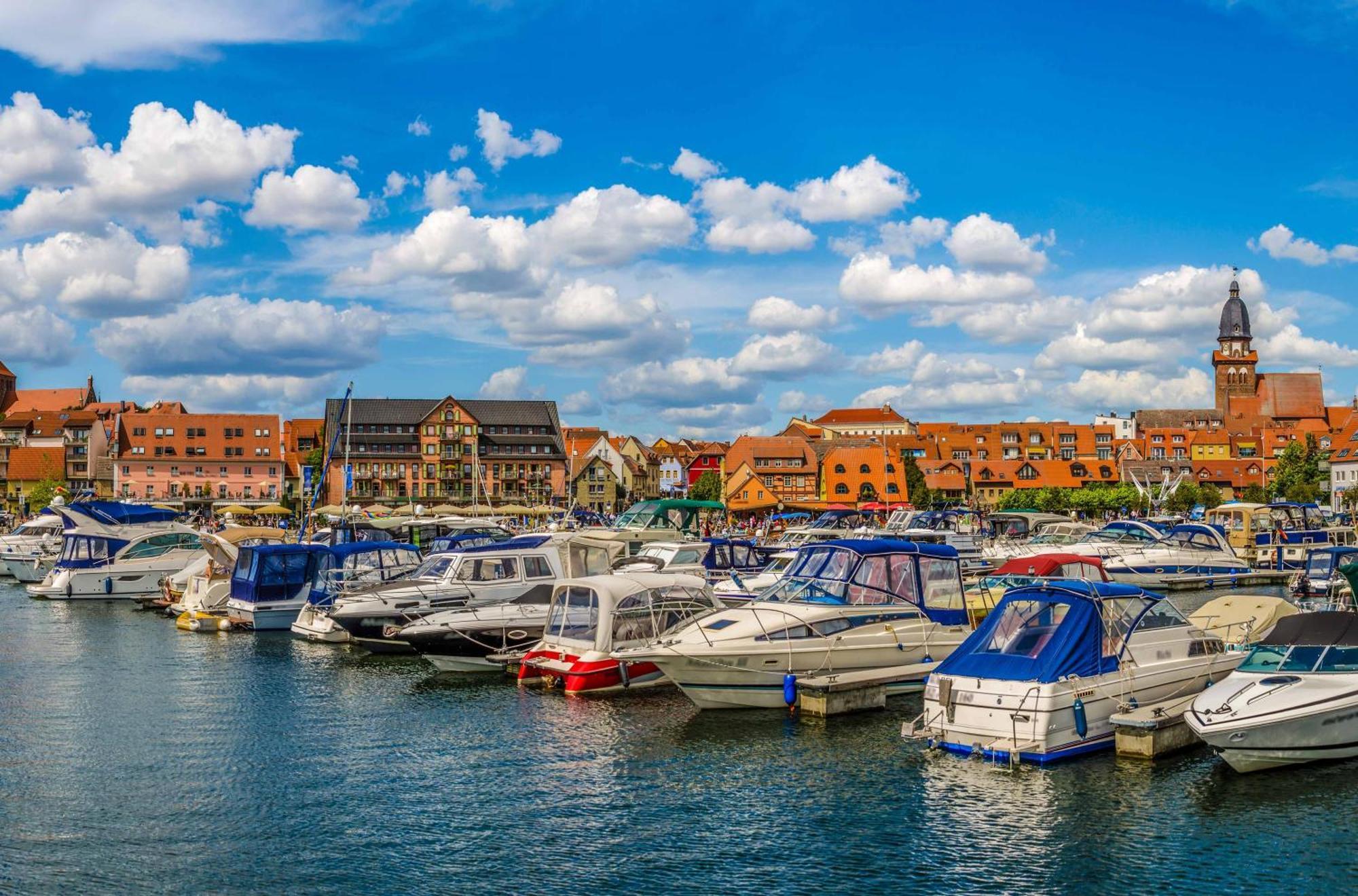 Ferienwohnungen Am Mueritzer Hafen Waren  Extérieur photo